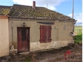 Maison à rénover à la vente
